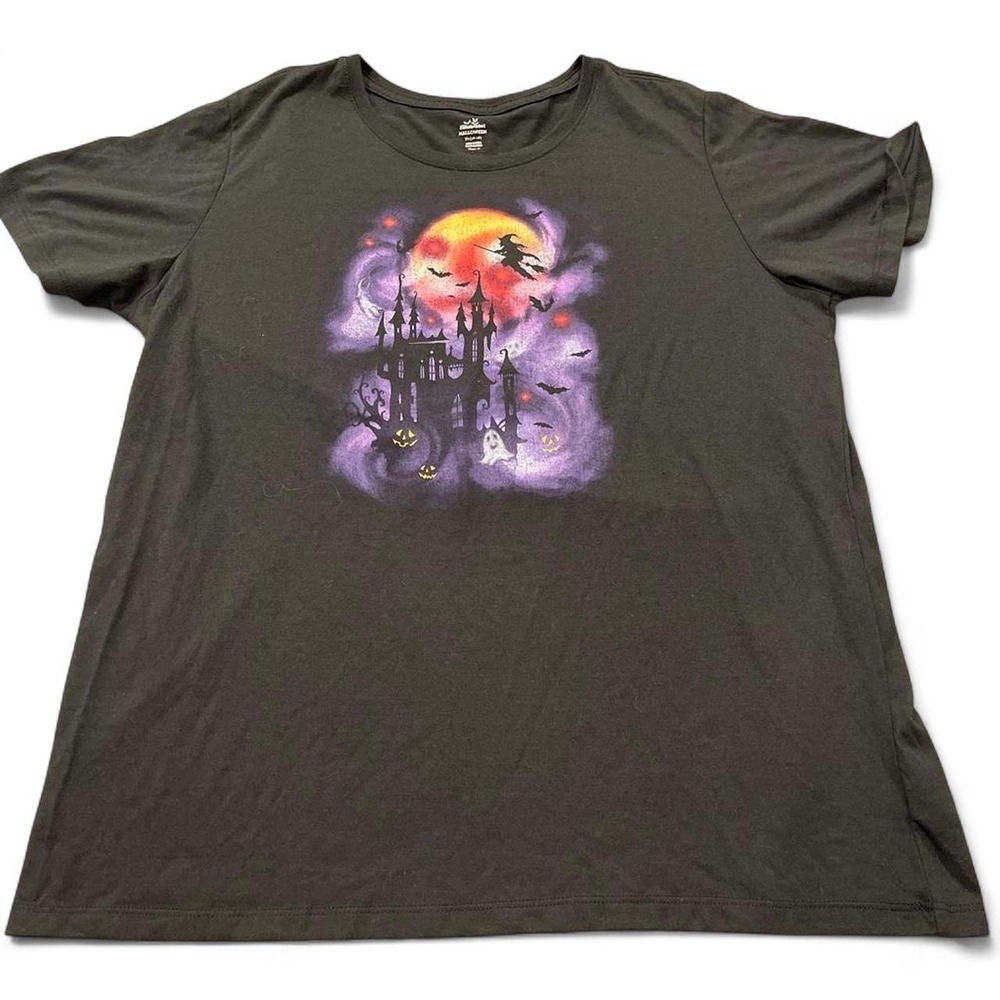 Halloween Castle Tshirt with pumpkins,bats,witch,moon,ghost&purple Hazey night